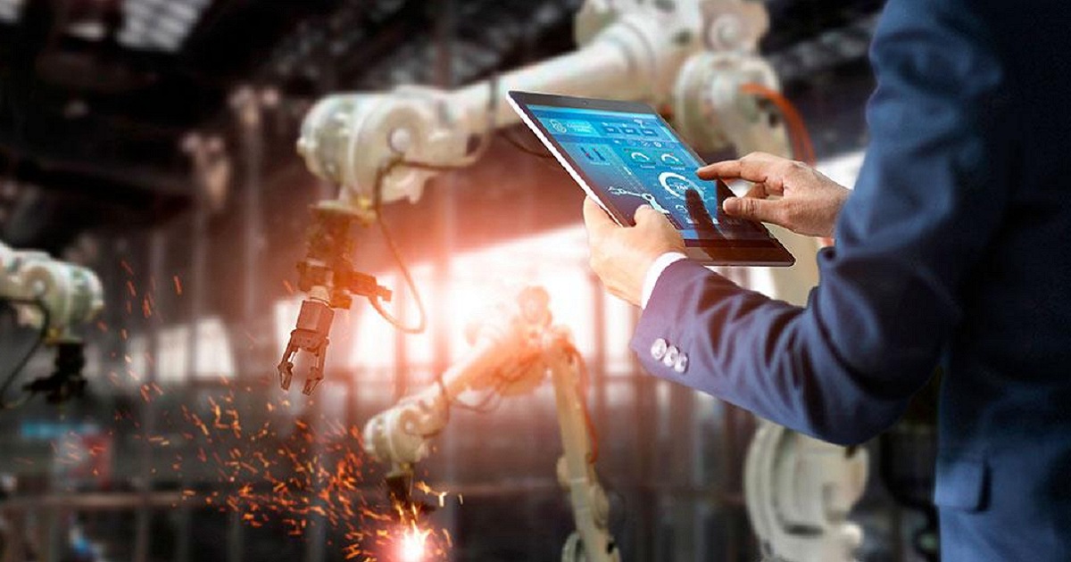 As Manufacturing Goes Digital, Employees Become Our Biggest Advantage
