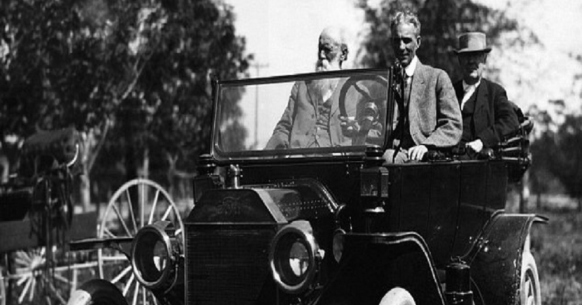 TOP 10 LEAN MANUFACTURING QUOTES FROM HENRY FORD