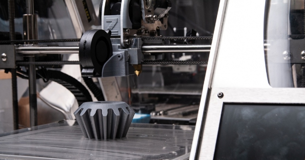 ADDITIVE MANUFACTURING GOES MAINSTREAM IN THE INDUSTRIAL SECTOR